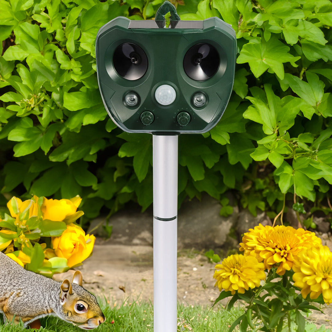 Ultrasonic Solar Powered Pest Repeller